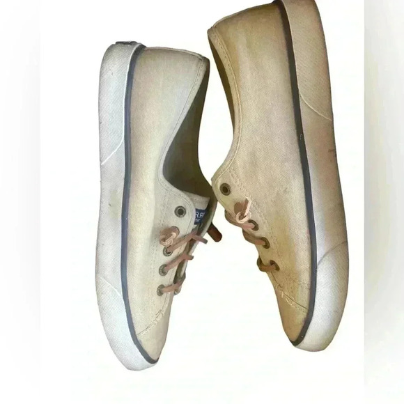 SPERRY women's sneakers. In great used condition color Oat sand tan Size 7.5 - Picture 8 of 11